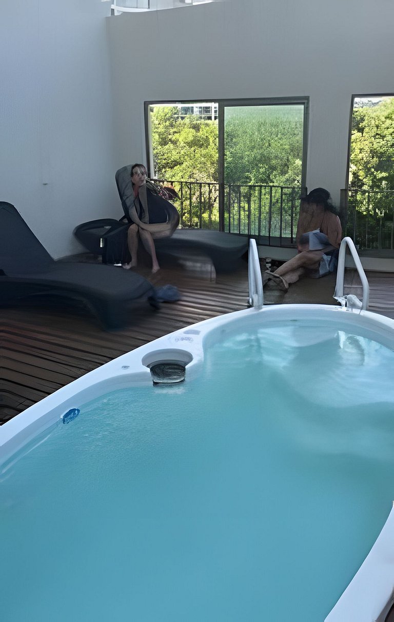 Camboinhas com a MELHOR VISTA Cobertura incrível