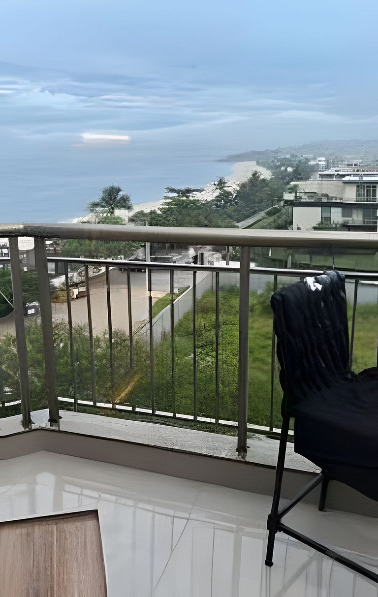 Camboinhas com a MELHOR VISTA Cobertura incrível